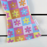 Bright Daisy Check Flares