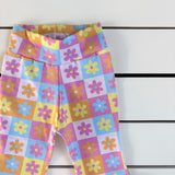 Bright Daisy Check Flares